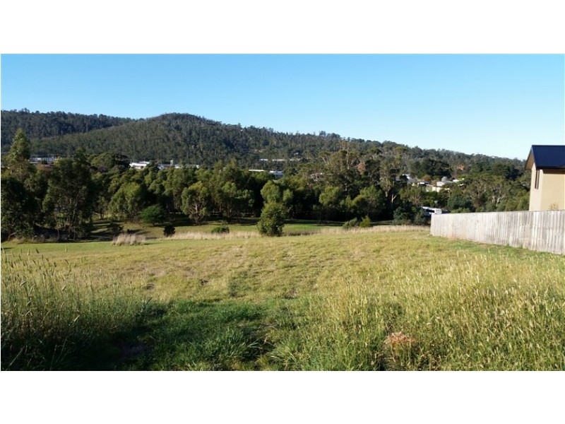 40 Malachi Drive, Kingston TAS 7050