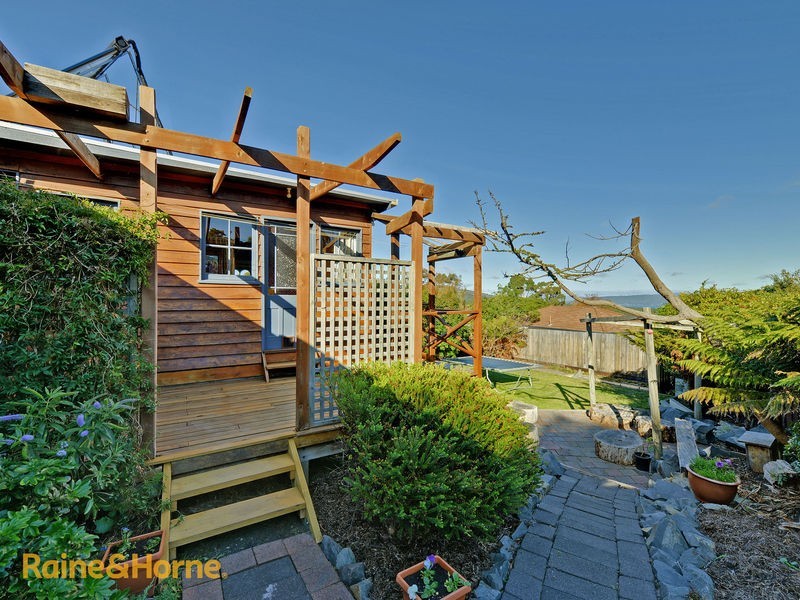 23 Cypress Place, Kingston TAS 7050