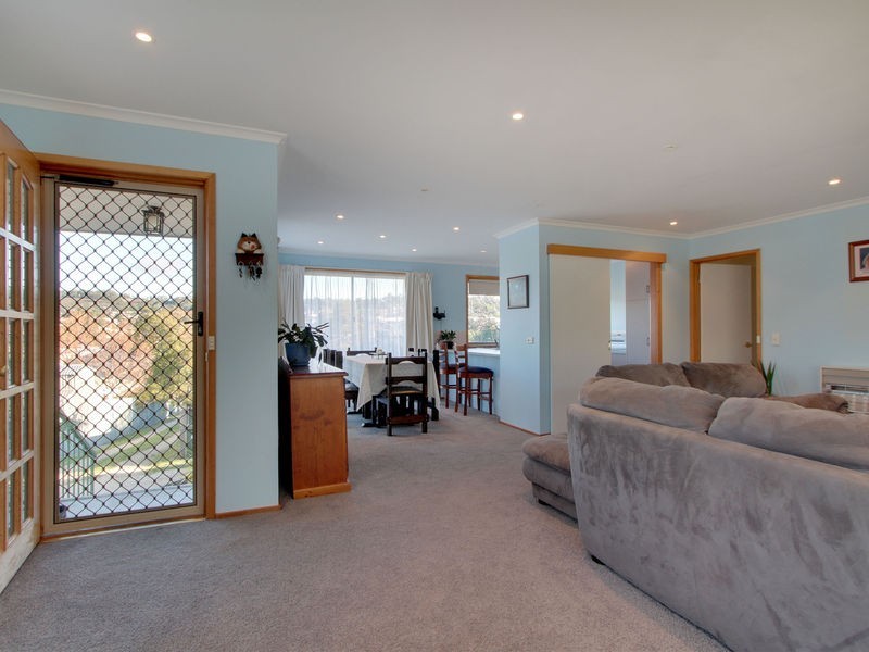 9A Wells Parade, Blackmans Bay TAS 7052