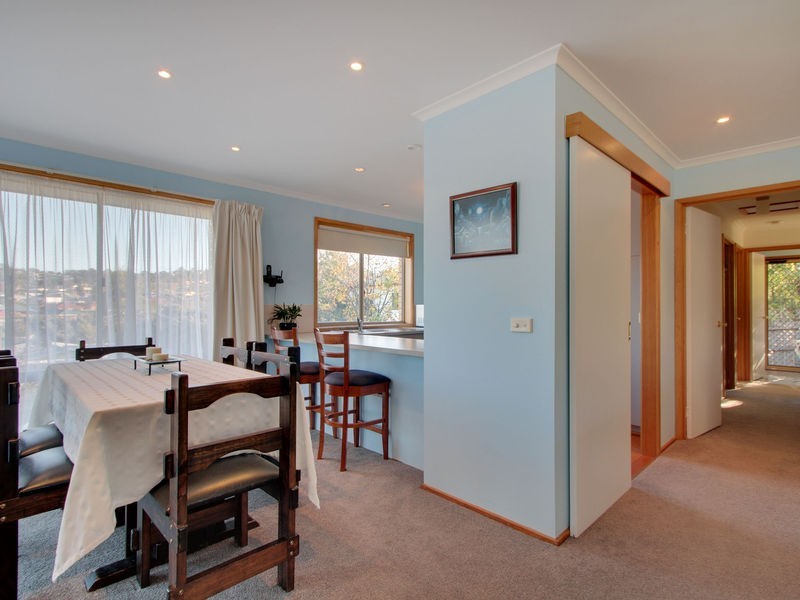 9A Wells Parade, Blackmans Bay TAS 7052