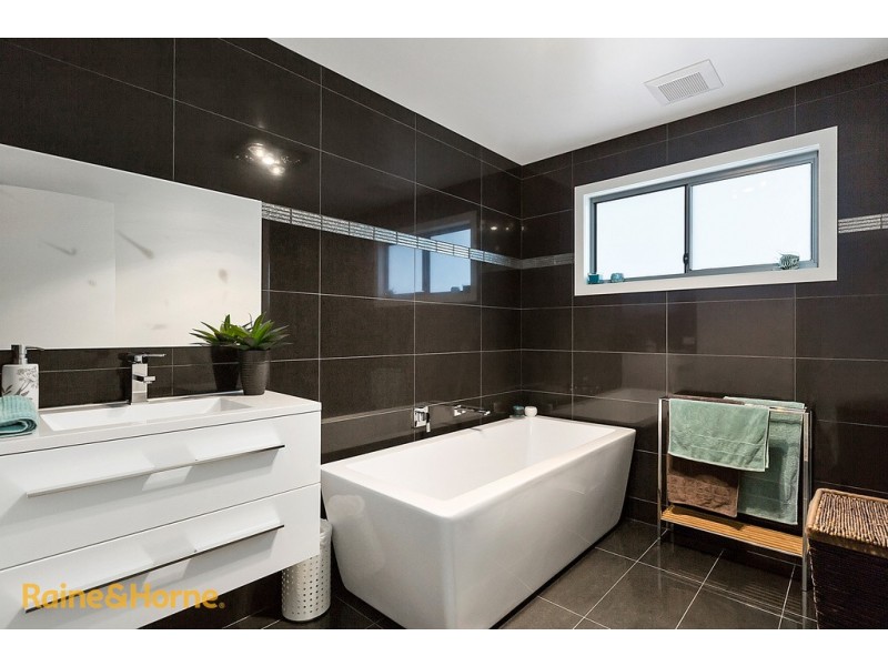 54 Kingfisher Street, Kingston TAS 7050