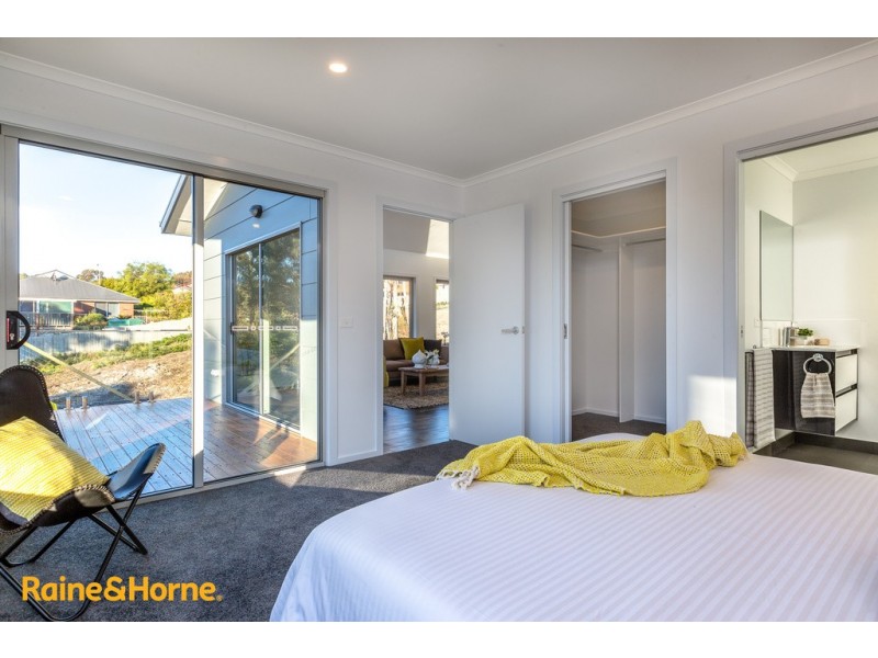 319 Redwood Road, Kingston TAS 7050