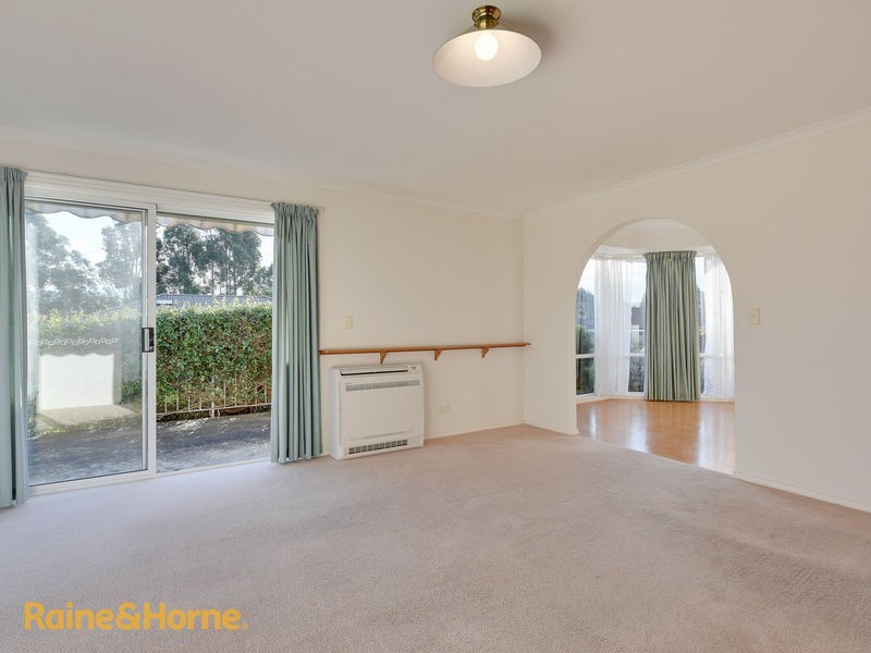 11 Fairway Drive, Kingston TAS 7050