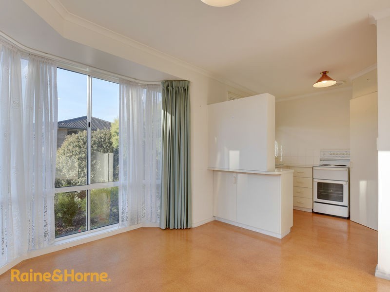 11 Fairway Drive, Kingston TAS 7050