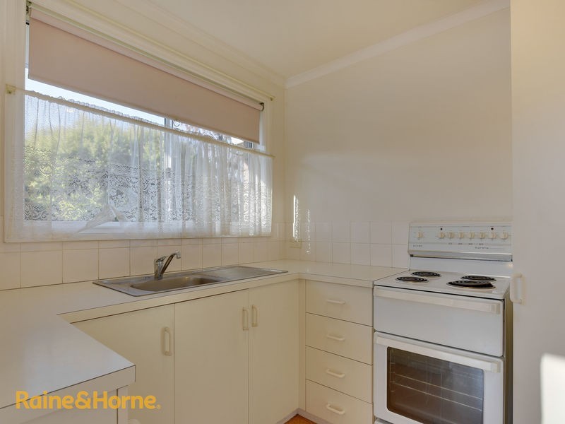 11 Fairway Drive, Kingston TAS 7050