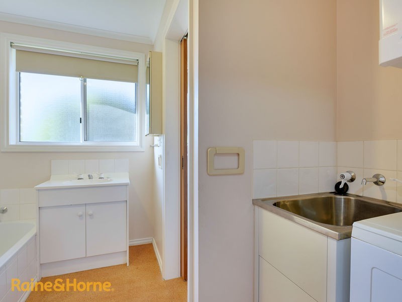 11 Fairway Drive, Kingston TAS 7050