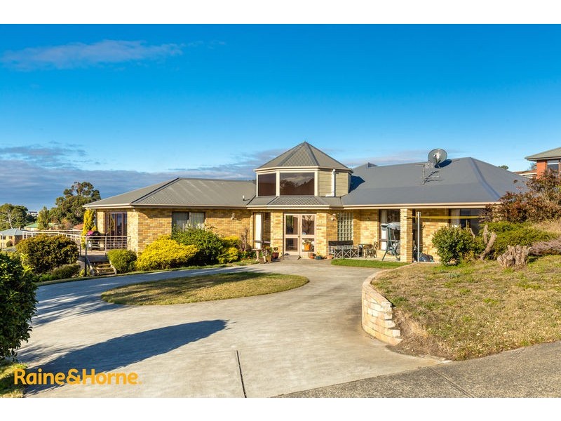 2 Ashley Court, Blackmans Bay TAS 7052