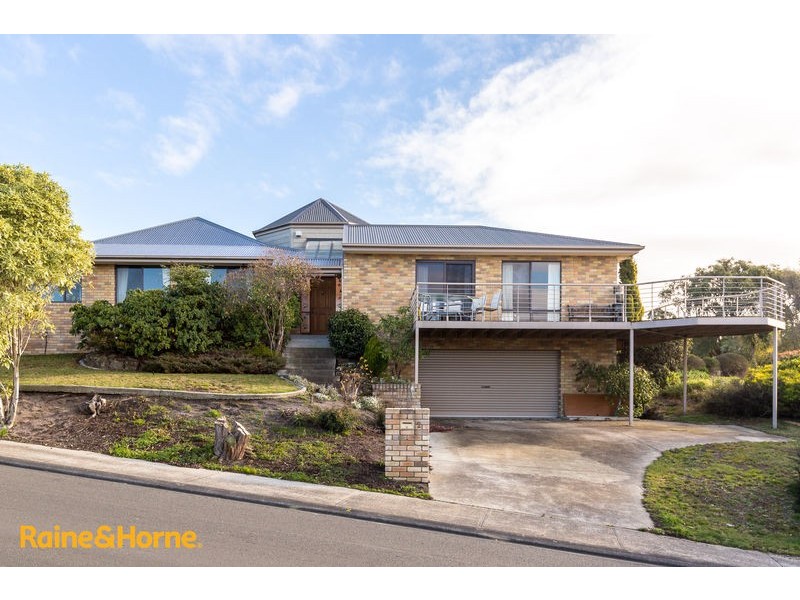 2 Ashley Court, Blackmans Bay TAS 7052