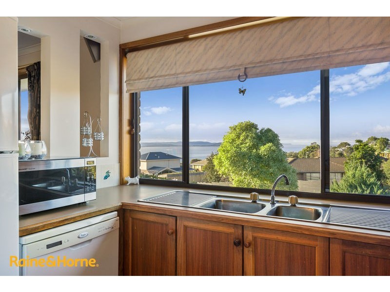 2 Ashley Court, Blackmans Bay TAS 7052