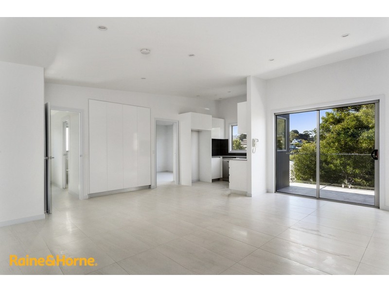 25 Powell Road, Blackmans Bay TAS 7052