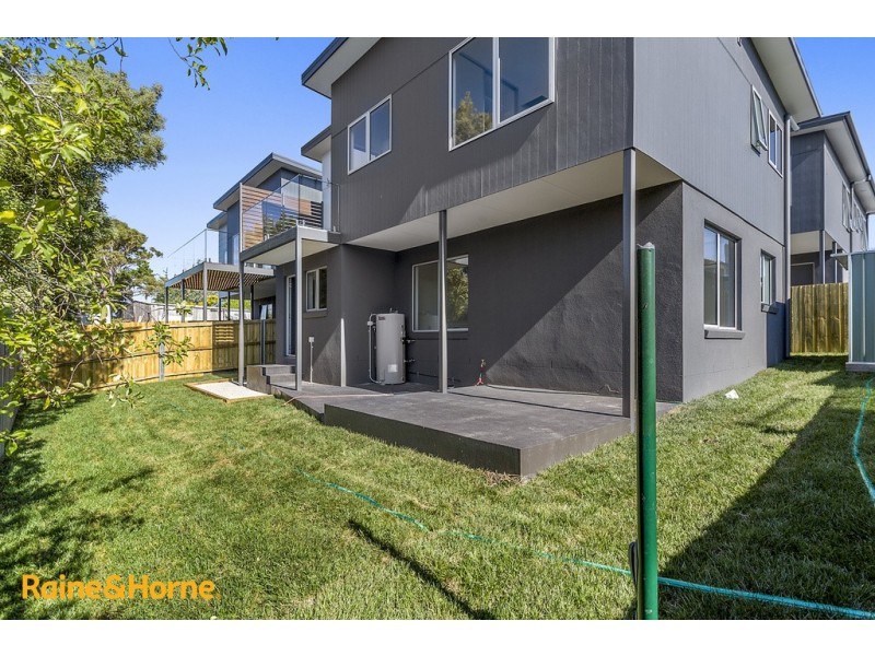 25 Powell Road, Blackmans Bay TAS 7052