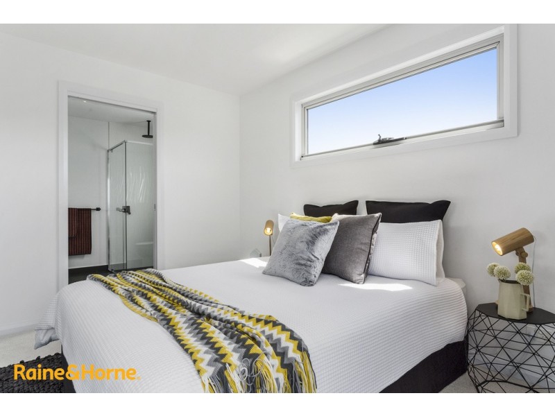 25 Powell Road, Blackmans Bay TAS 7052