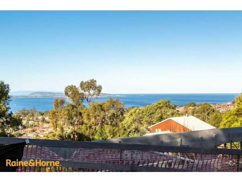 67 Jindabyne Road, Kingston Beach TAS 7050