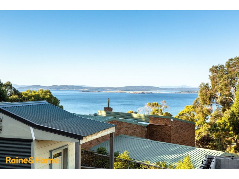 67 Jindabyne Road, Kingston Beach TAS 7050