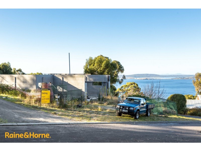 67 Jindabyne Road, Kingston Beach TAS 7050