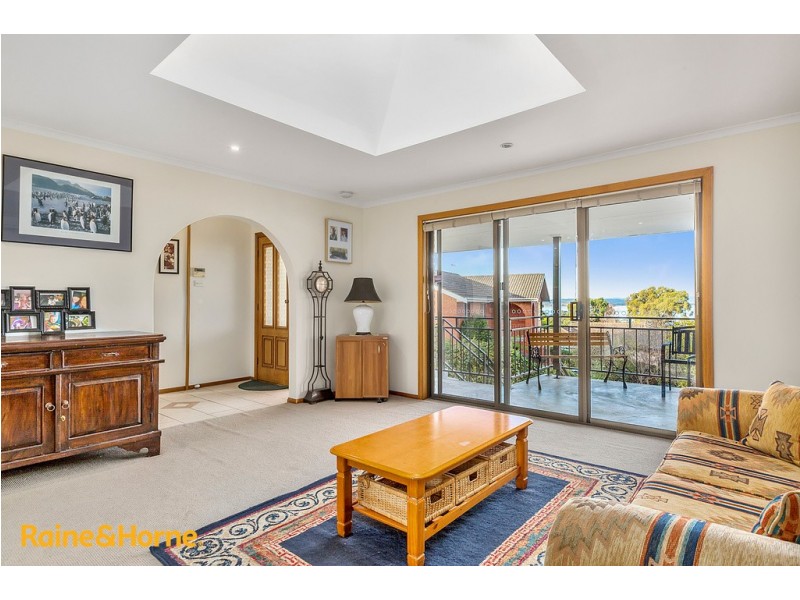 43 Diamond Drive, Blackmans Bay TAS 7052