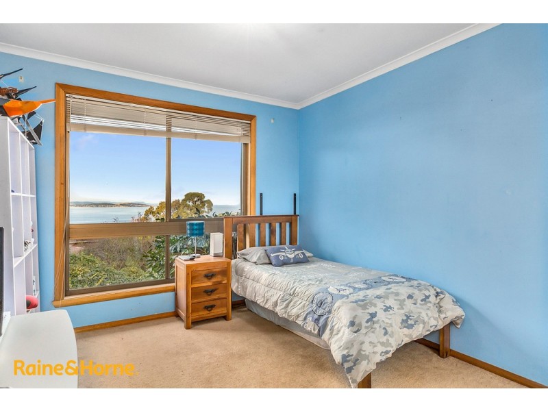 43 Diamond Drive, Blackmans Bay TAS 7052