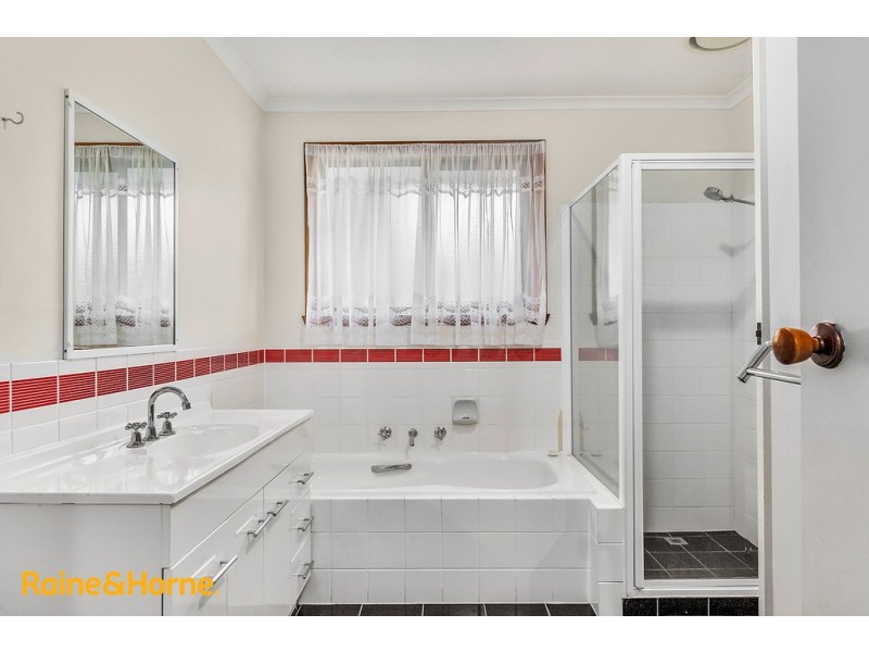 43 Diamond Drive, Blackmans Bay TAS 7052