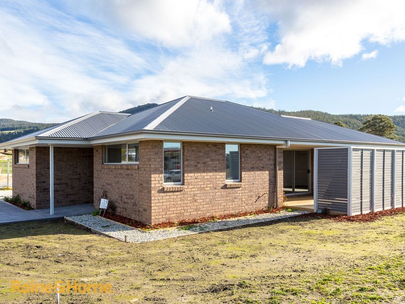 2 Sunsail Street, Snug TAS 7054