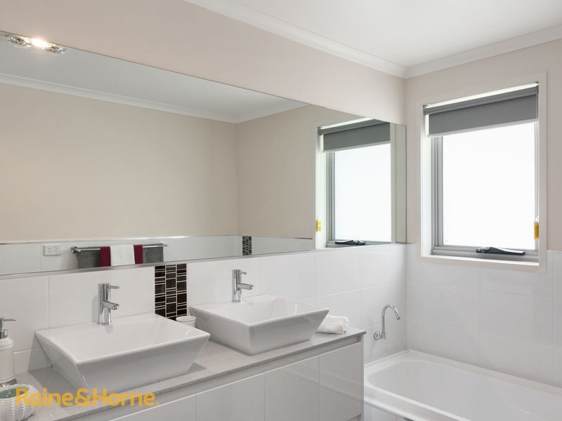 2 Sunsail Street, Snug TAS 7054