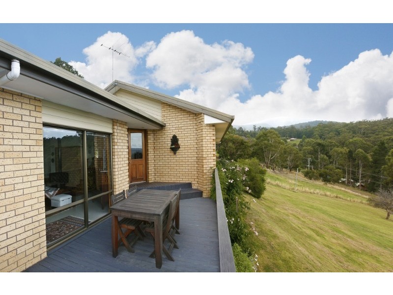 87 Cades Drive, Kingston TAS 7050