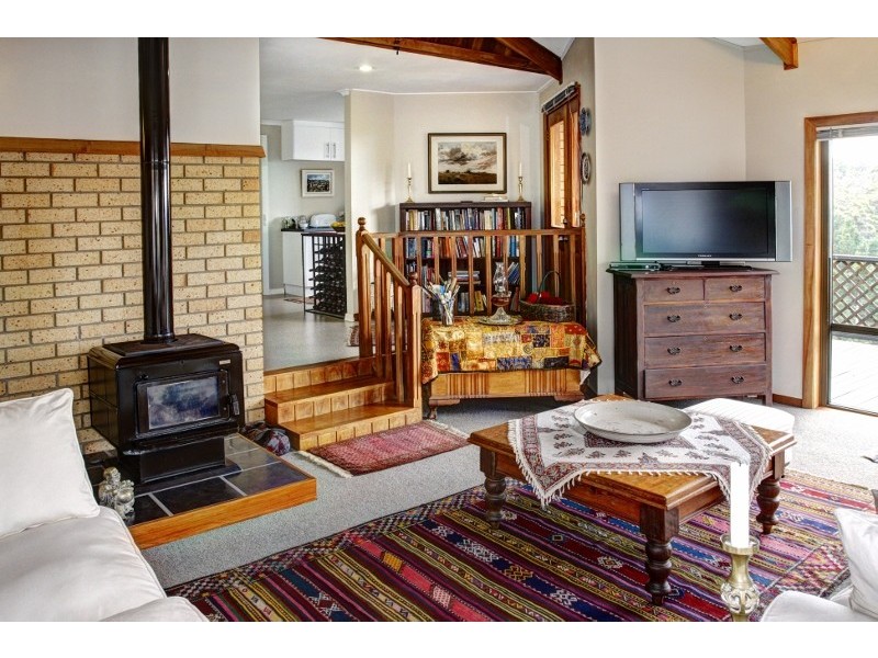 87 Cades Drive, Kingston TAS 7050