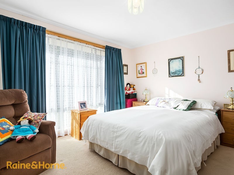 8 Sheoak Court, Kingston TAS 7050