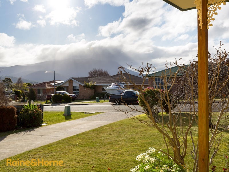 8 Sheoak Court, Kingston TAS 7050