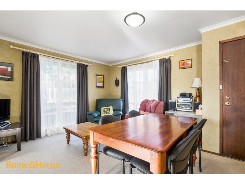 2/6 Lewan Avenue, Kingston TAS 7050