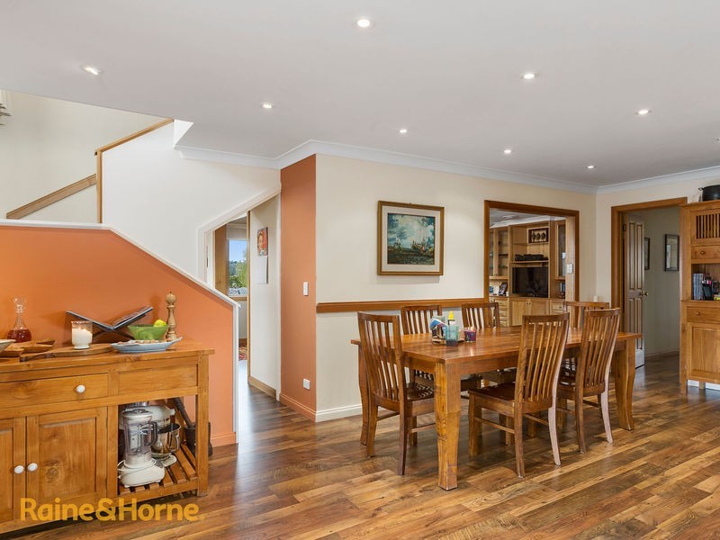 2/126 Roslyn Avenue, Blackmans Bay TAS 7052