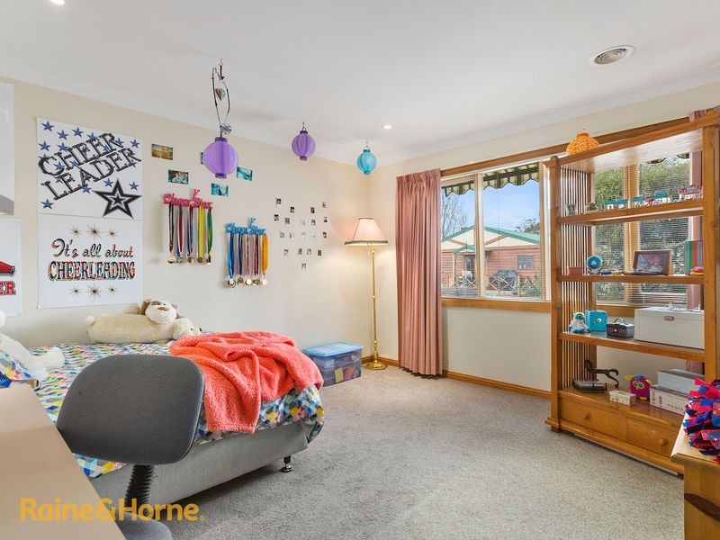 2/126 Roslyn Avenue, Blackmans Bay TAS 7052