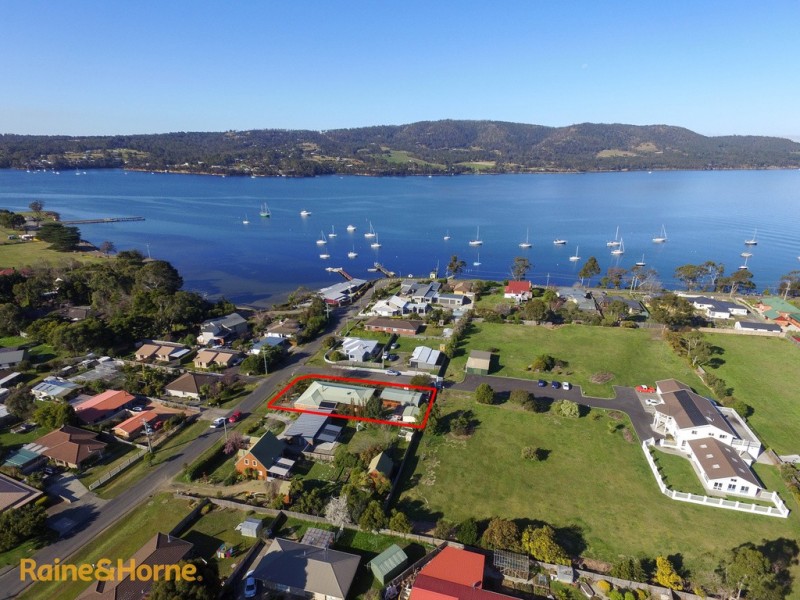 135 Beach Road, Margate TAS 7054