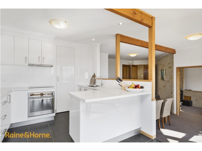 3 Pengana Place, Blackmans Bay TAS 7052
