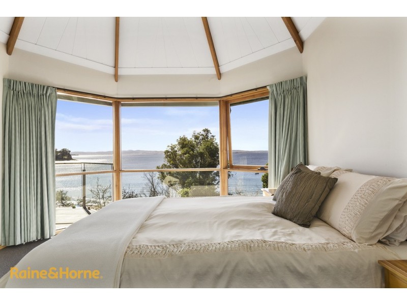 3 Pengana Place, Blackmans Bay TAS 7052