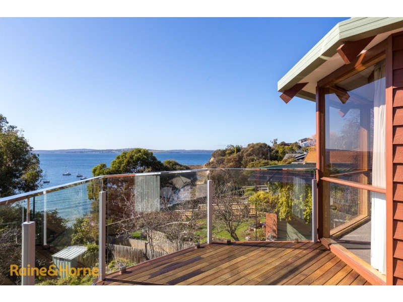 3 Pengana Place, Blackmans Bay TAS 7052