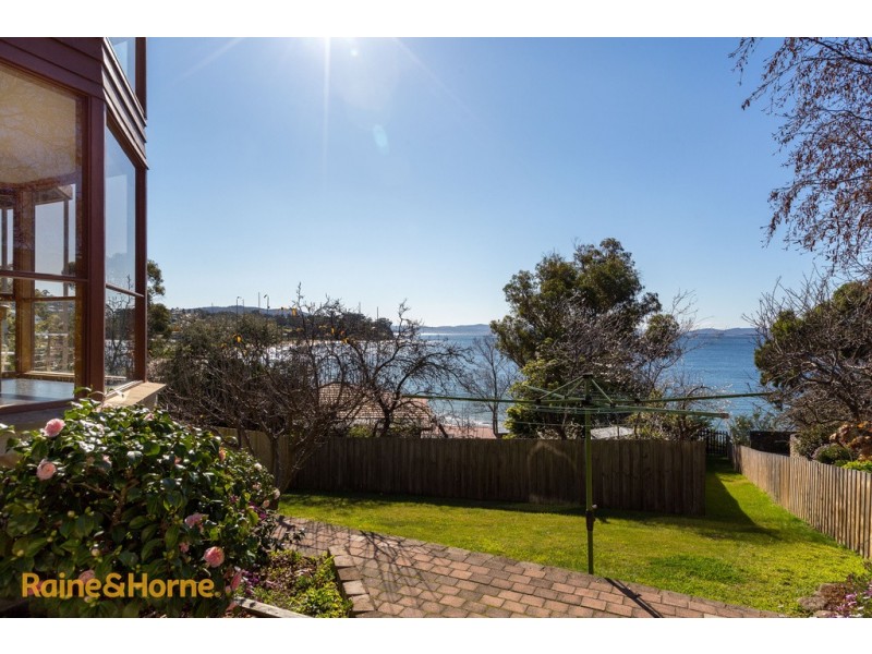 3 Pengana Place, Blackmans Bay TAS 7052