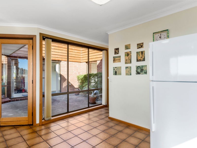 1 Emerald Court, Blackmans Bay TAS 7052
