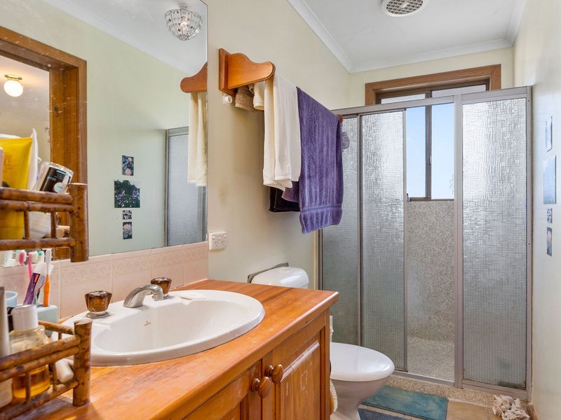1 Emerald Court, Blackmans Bay TAS 7052
