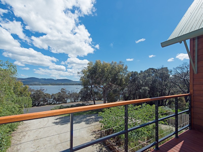 380 Howden Road, Howden TAS 7054