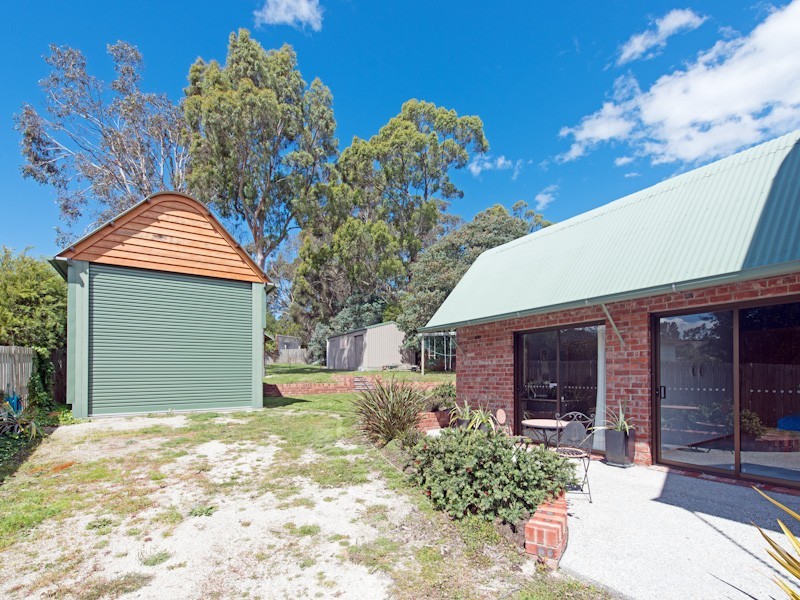 380 Howden Road, Howden TAS 7054