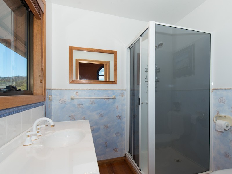 380 Howden Road, Howden TAS 7054