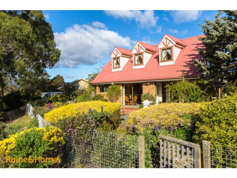 12 Wandanea Place, Margate TAS 7054