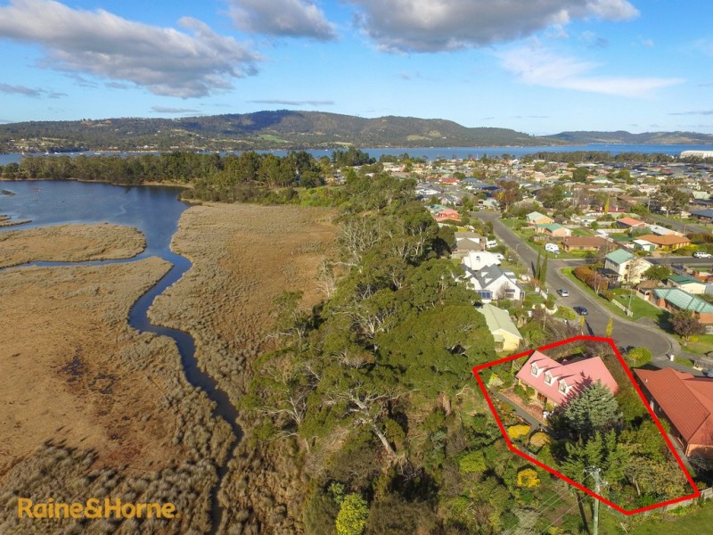 12 Wandanea Place, Margate TAS 7054