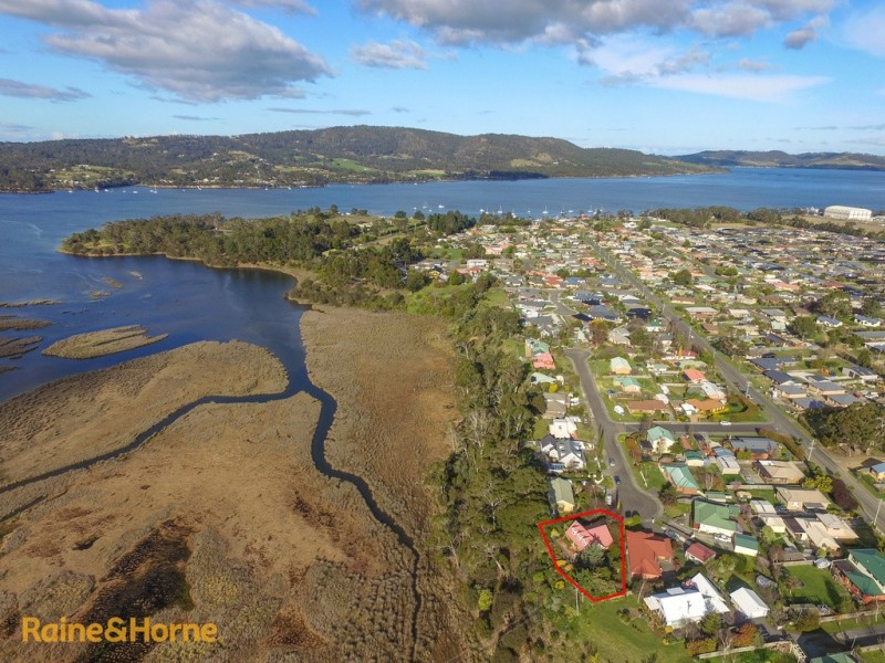 12 Wandanea Place, Margate TAS 7054