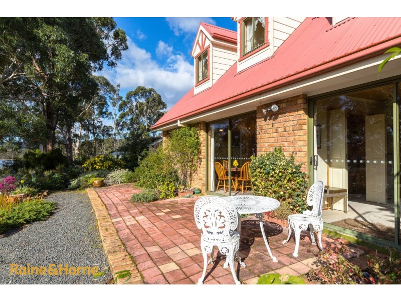 12 Wandanea Place, Margate TAS 7054