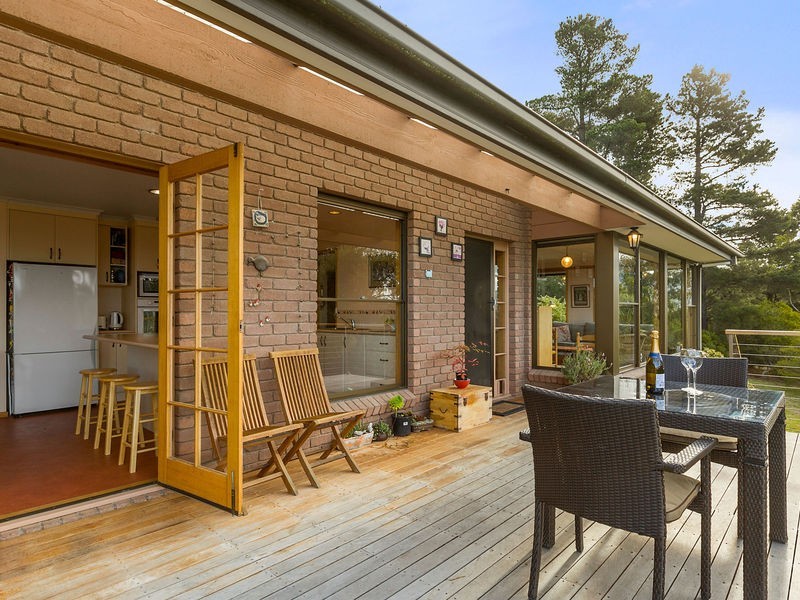 42 Hutchins Street, Kingston TAS 7050