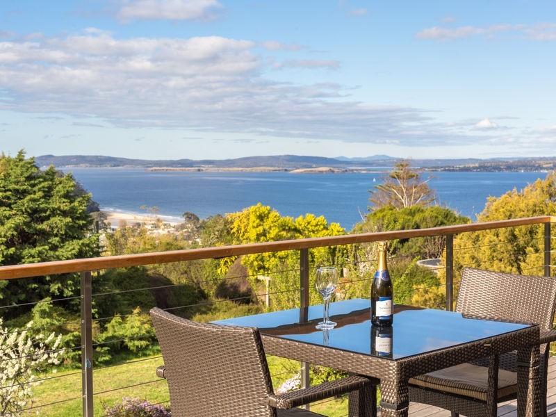 42 Hutchins Street, Kingston TAS 7050