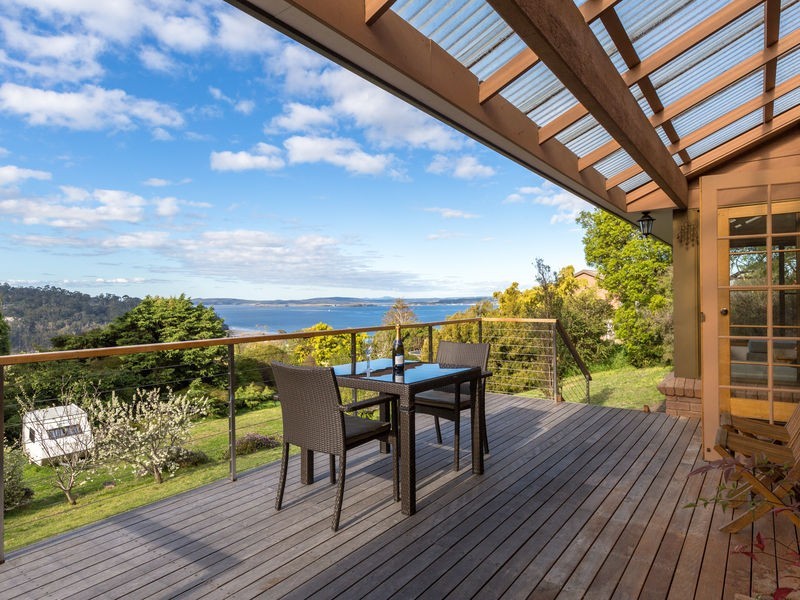 42 Hutchins Street, Kingston TAS 7050