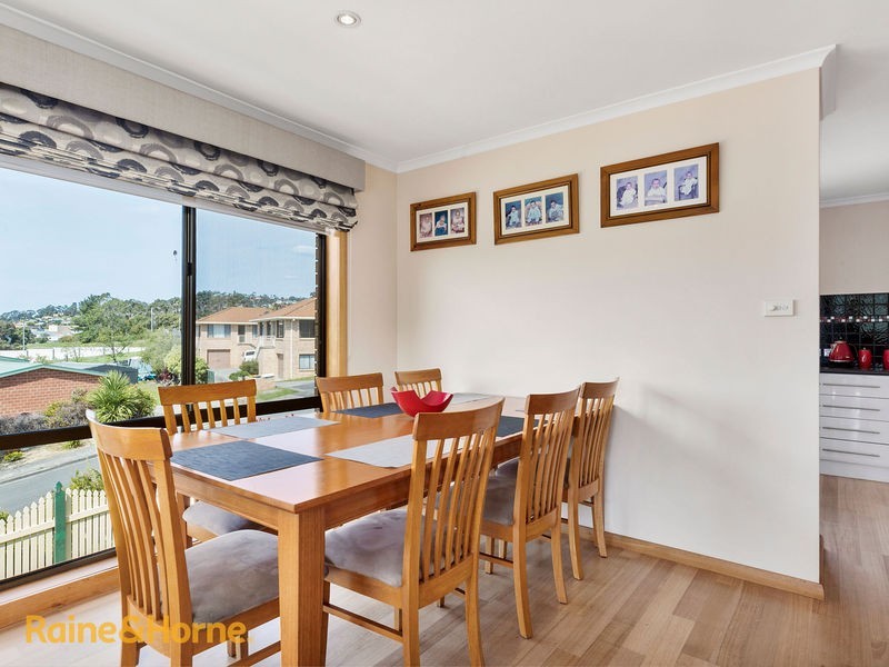 15 Lester Crescent, Kingston TAS 7050
