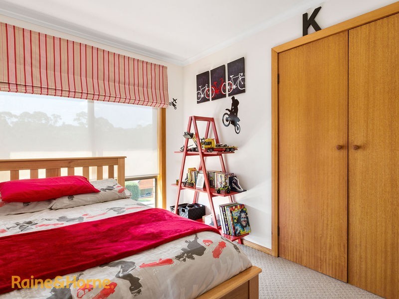 15 Lester Crescent, Kingston TAS 7050